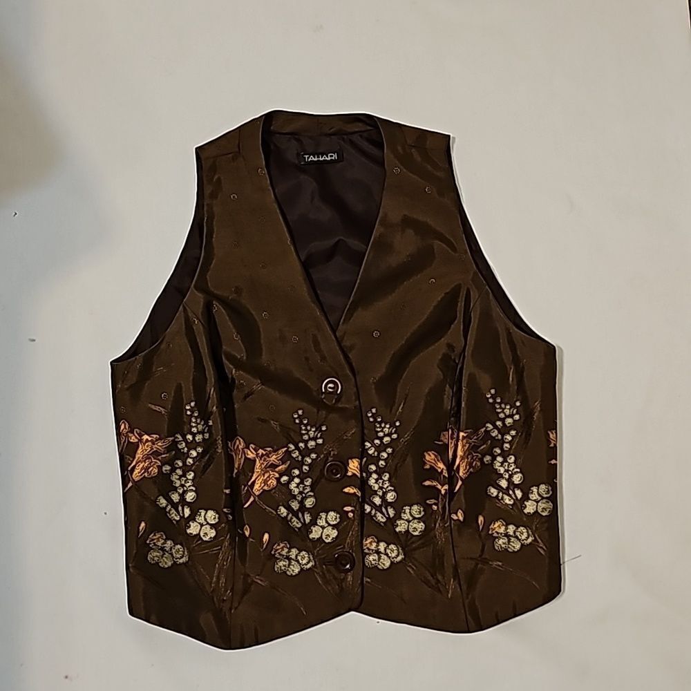 ‎Tahari embroidered vintage vest 8